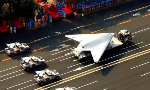 官宣歼-20S能对地攻击、反舰和电子战、它的“肚子”够大吗？