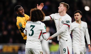 进球大战!联赛杯-吉滕斯造3球德拉普染红 切尔西4-3狼队晋级